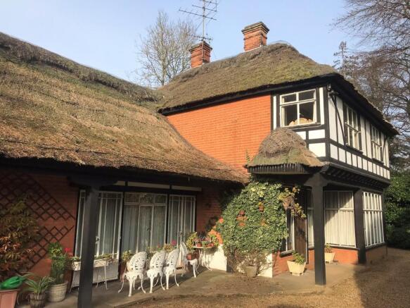 The Thatched House