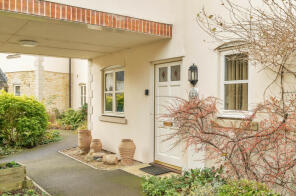 10, Millbrook Walk, Inchbrook, Stroud GL5 5HE