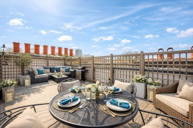 TERRACE 2 SHOT VIRTUALLY STAGED.jpeg