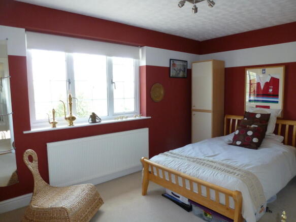 Photo 3