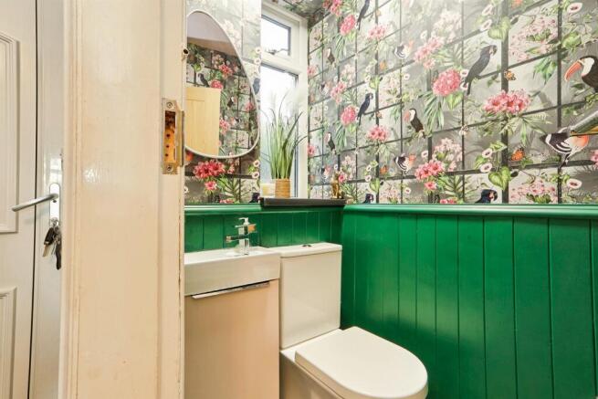 3 bed Semi-Detached for sale Image 7