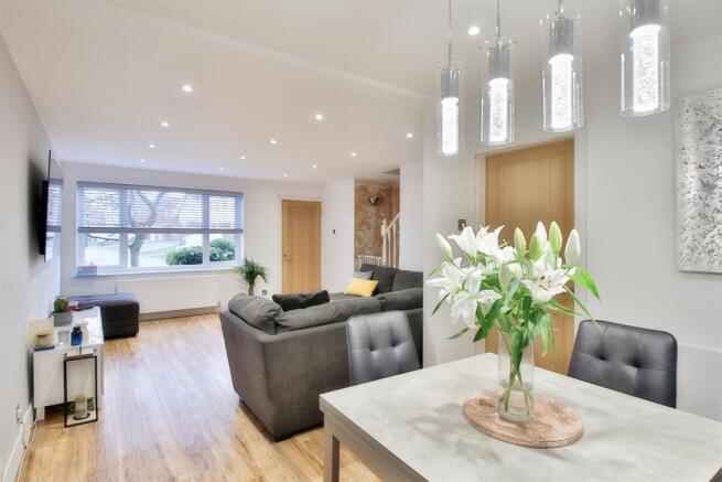 Dining Lounge
