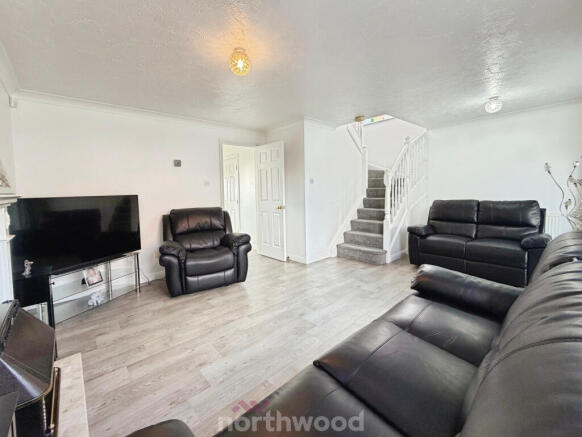 3 bed Detached for sale Image 2