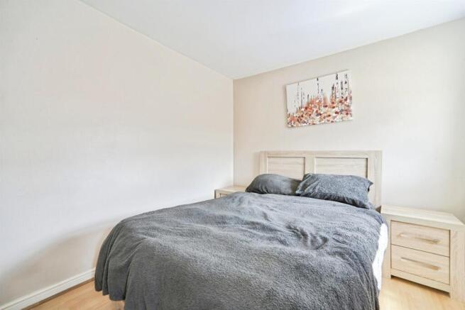 2 bed Terraced for sale Image 9