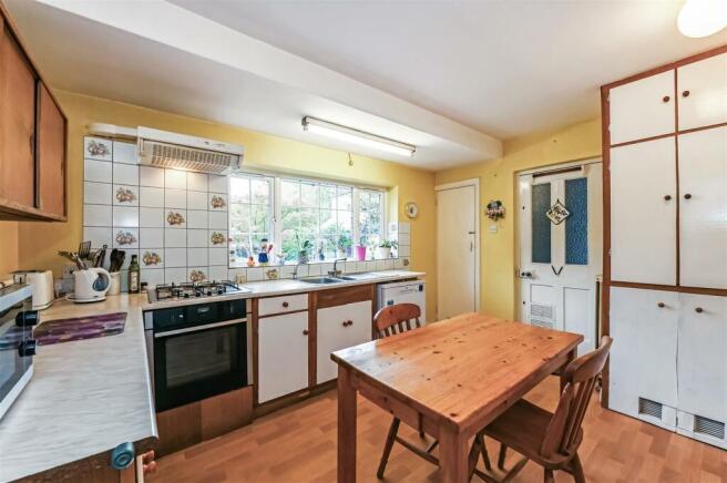 Kitchen/Breakfast Room