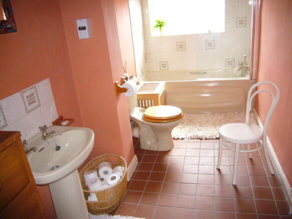 Photo 10