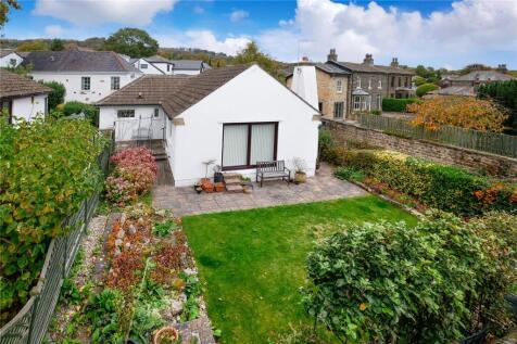 Lucy Hall Drive, Baildon, Shipley, West Yorkshire, BD17