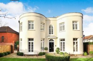 Flat 1, Wellington House, Leyton Green, Harpenden AL5 2TG