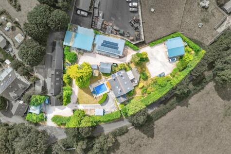 Denbury Road, Ogwell, Newton Abbot, Devon, TQ12