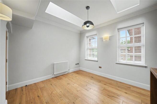 2 bed Apartment for sale Image 6