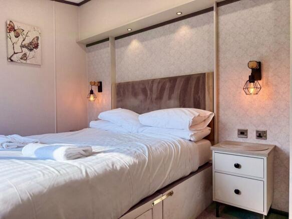 2 bed Lodge for sale Image 4