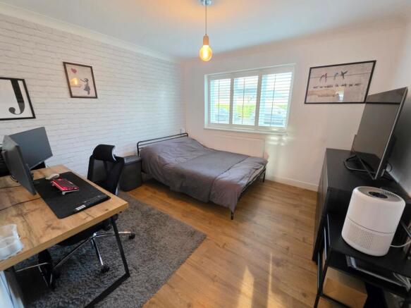 3 bed Detached Bungalow for sale Image 12