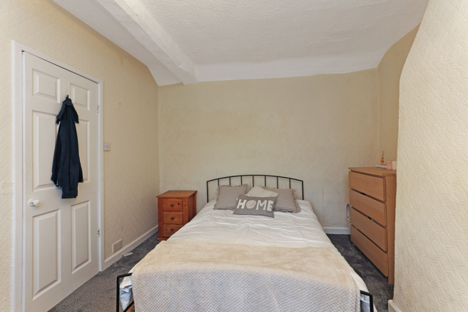 3 bed Semi-Detached for sale Image 8