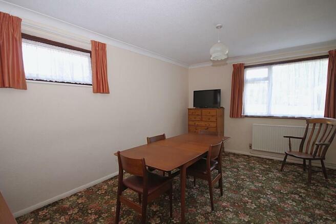 Dining room.JPG