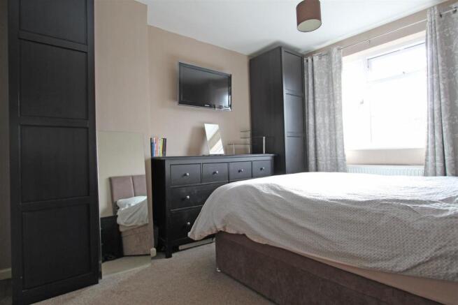 Master Bedroom.JPG