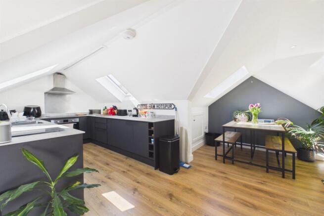 Kitchen /Living Room