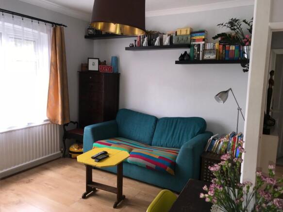 Photo 3