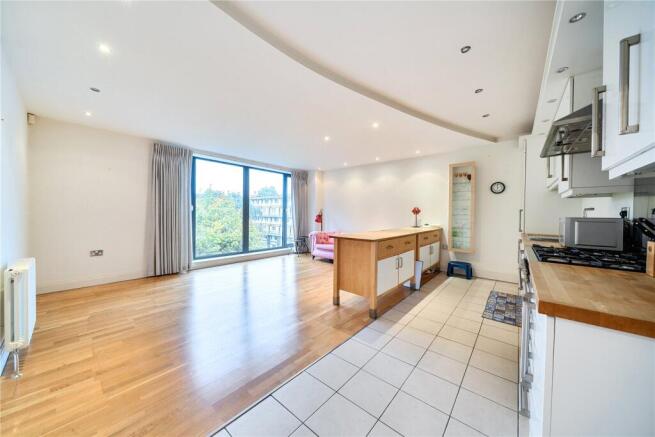 Kitchen/Reception