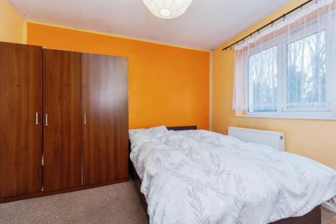 1 bed Apartment for sale Image 6