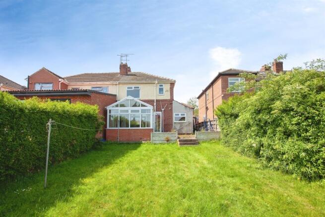 3 bed Semi-Detached for sale Image 4