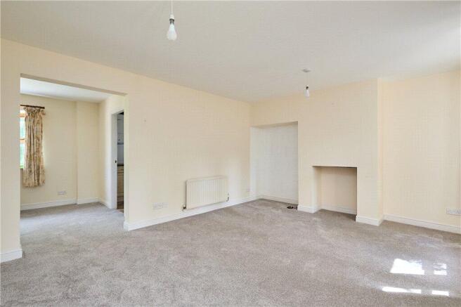 3 bed Town House for sale Image 6