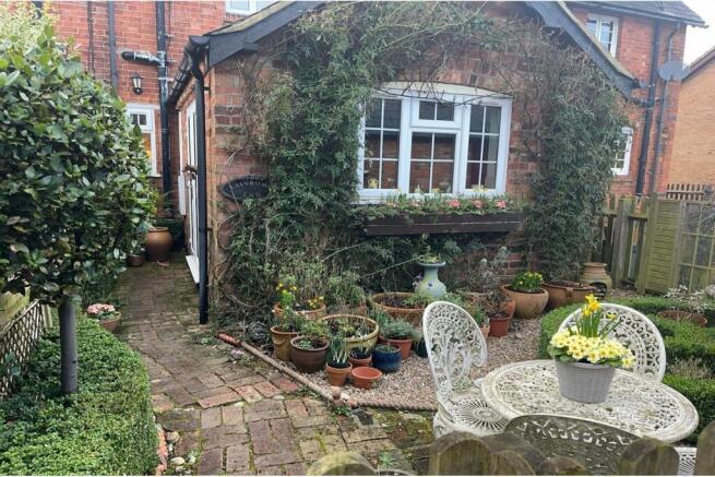 Cottage Garden