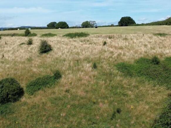 15 Land at Wickwar.jpg