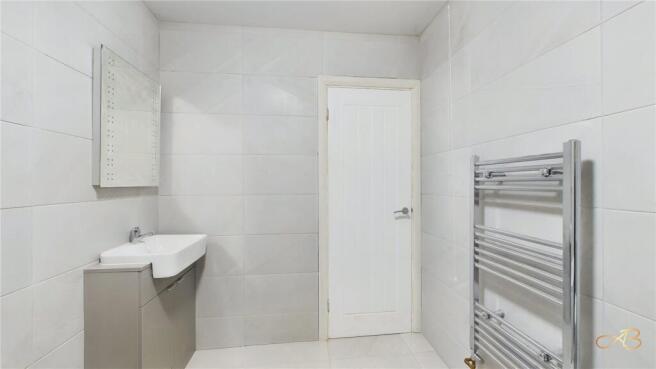 3 bed Terraced for sale Image 6
