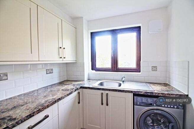 Kitchen b