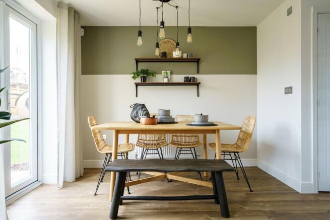 A wonderful space for family dinners or entertaining