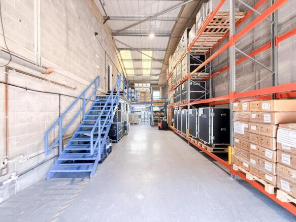 century park_industrial to let.jpg