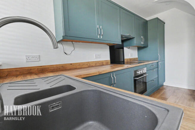 2 bed Terraced for sale Image 6