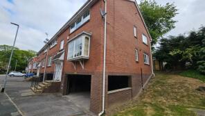126, Gledhow Valley Road, Gledhow, Leeds LS17 6LX