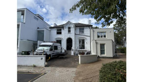 Flat C, 17, Barnsbury Square, London N1 1JL