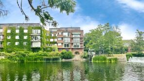 32, Lucys Mill, Mill Lane, Stratford-upon-avon CV37 6DE