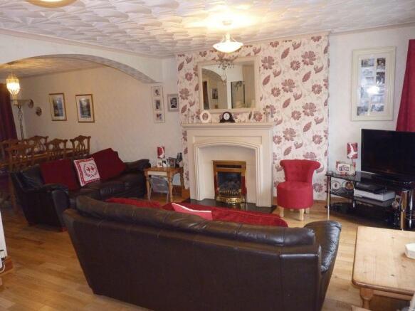 Lounge 1