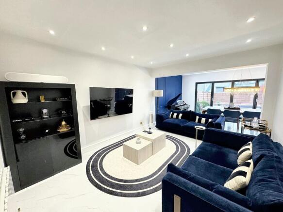 Kitchen-Dining-Family Room