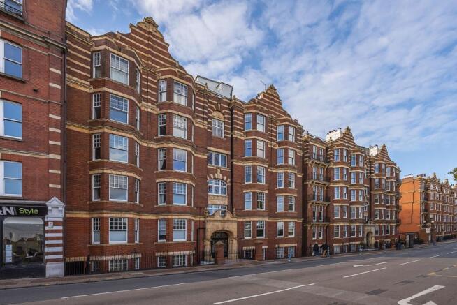 Kenilworth Court 
