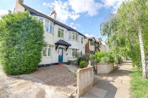 1, Cheltenham Drive, Leigh-on-sea SS9 3EQ