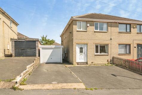 Kirkstone Avenue, Huddersfield