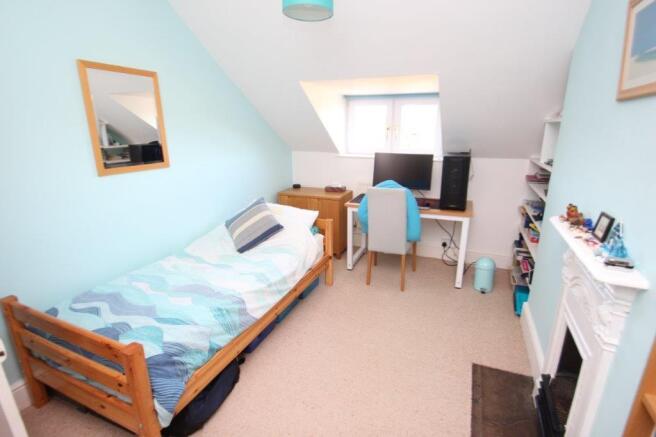 33 Wain a Long bed 3.jpg