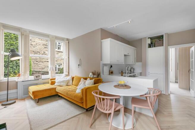 1 bed Flat for sale Image 6