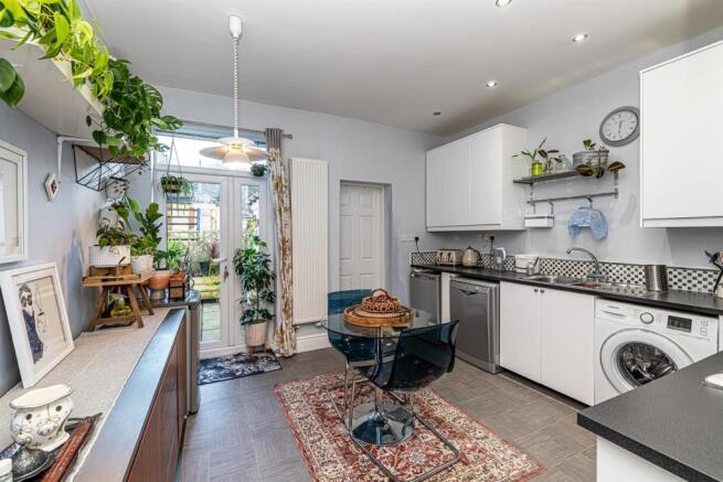 Kitchen/Dining Room