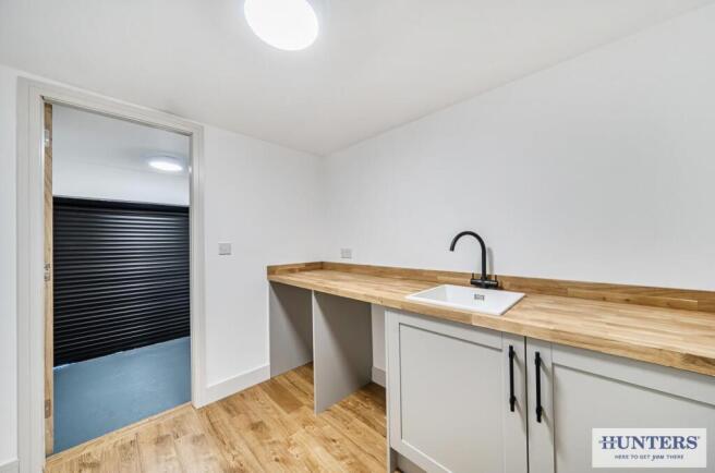4 bed Semi-Detached for sale Image 7