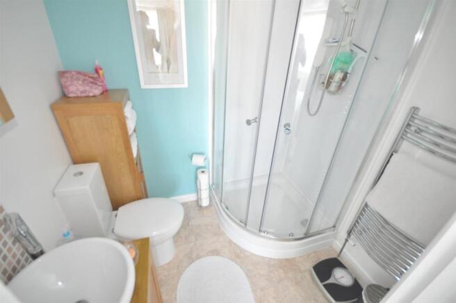 ENSUITE SHOWER ROOM