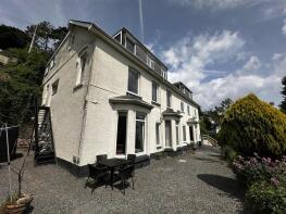 Flat 2, 114 Hillside Court, Victoria Road, Dartmouth TQ6 9EG