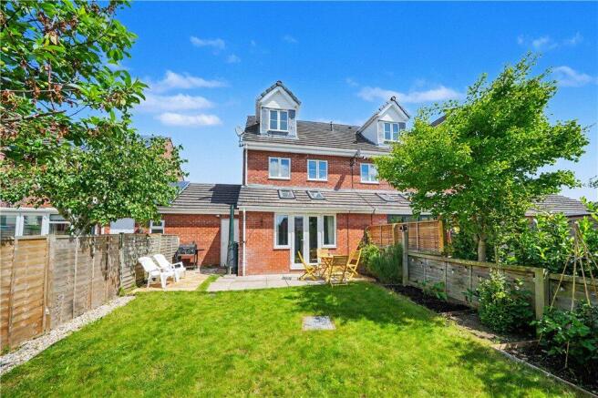 3 bed Semi-Detached for sale Image 5
