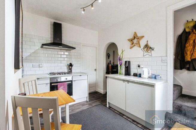 3 bed Terraced for sale Image 4