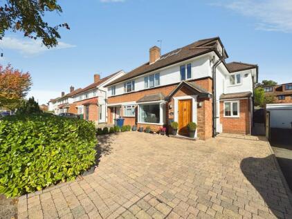 The Grove, Edgware, HA8