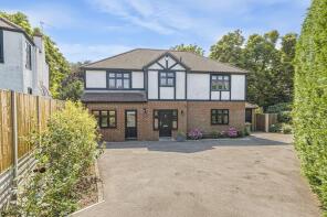 11, Fairway, Bexleyheath DA6 8LU